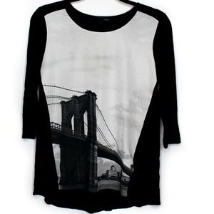 ELIE TAHARI | Brooklyn Bridge Graphic Tee M